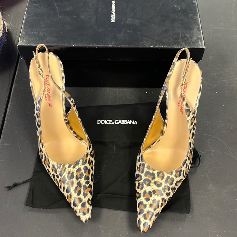 40-EUC-Dolce & Gabbana Leopard Nappa St Sling back work heels-Fits like a nine